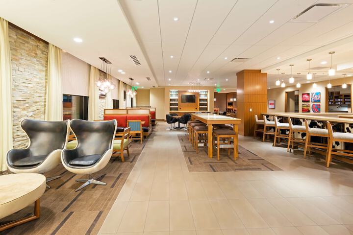 Hyatt Place Nashville Downtown