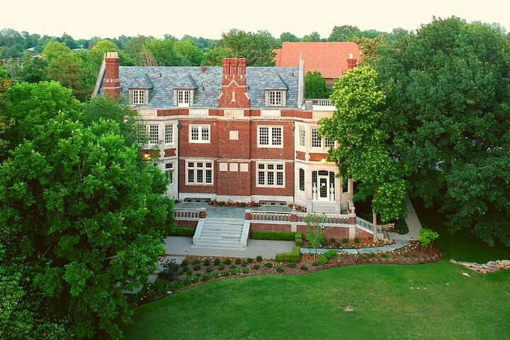 Hotel 4 of 68