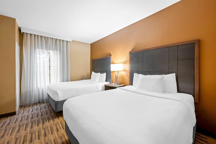La Quinta Inn & Suites by Wyndham Boone University