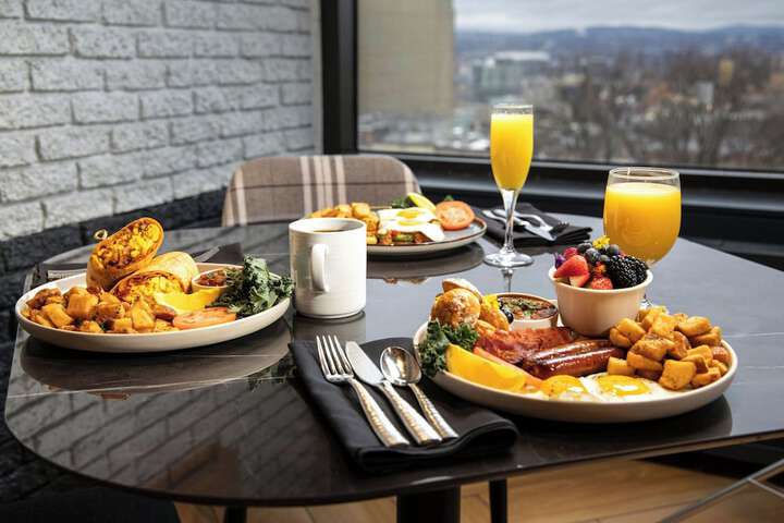 Delta Hotels by Marriott Quebec