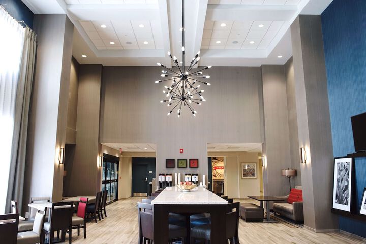 Hampton Inn & Suites Des Moines / Urbandale