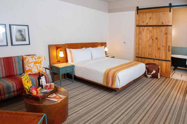 Texican Court by Valencia Hotel Collection