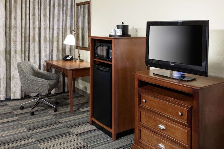 Room 16 of 34