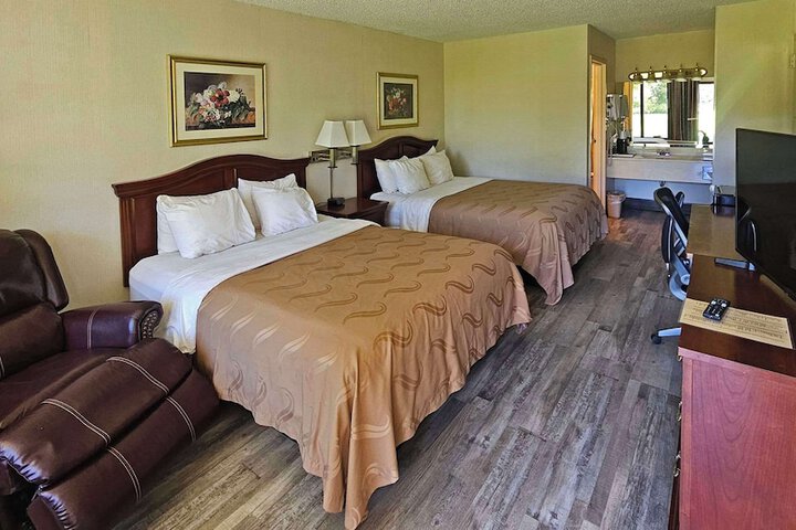 Room 14 of 21