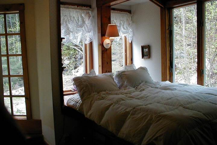 Room 15 of 32