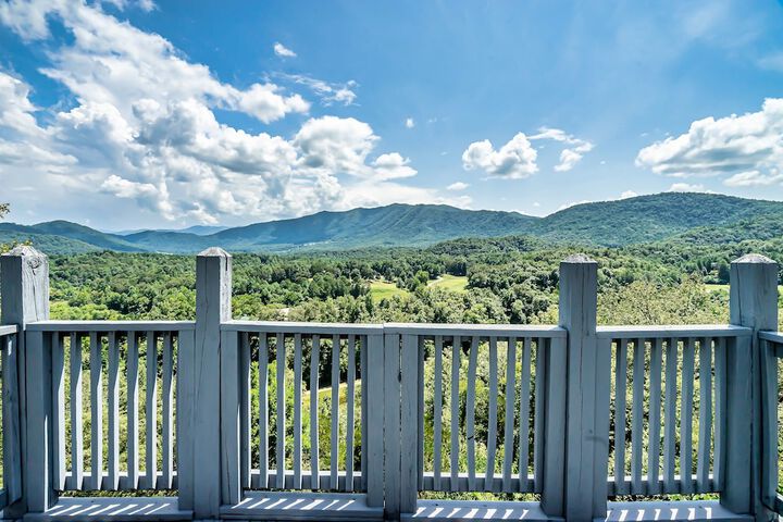 Laurel Valley Mountain Retreat