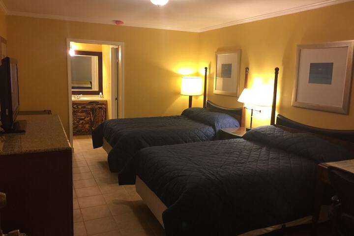 Room 9 of 14