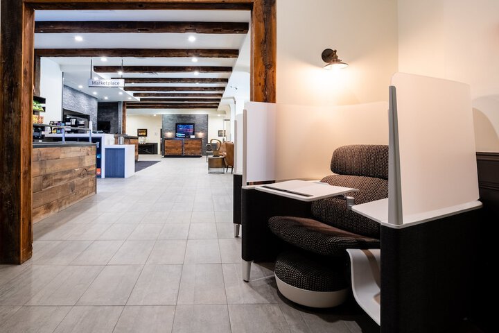 Hotel Interior 30 of 205