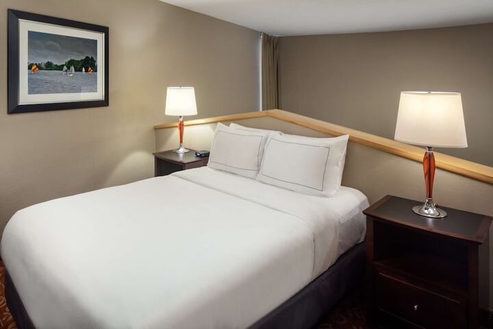 Room 21 of 40