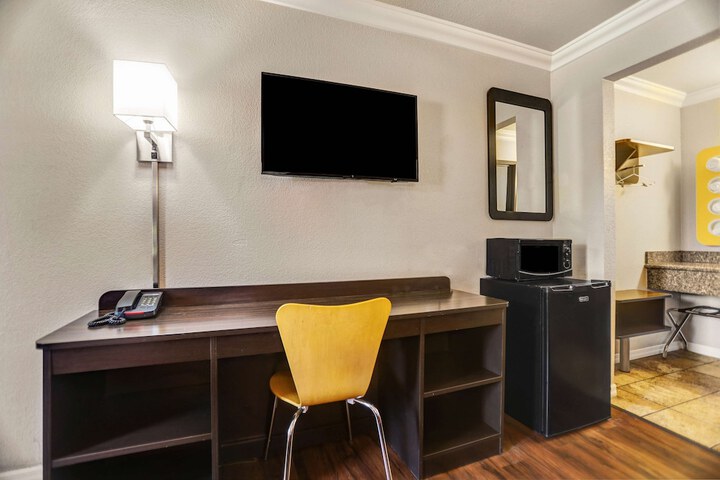 Room 20 of 24