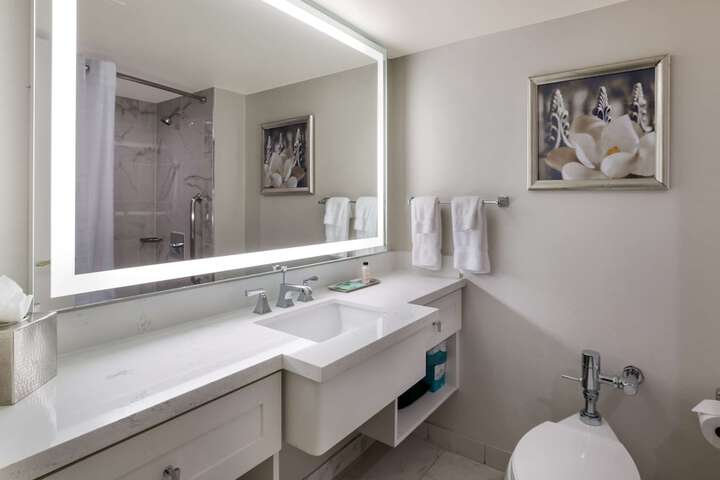 Room 40 of 79