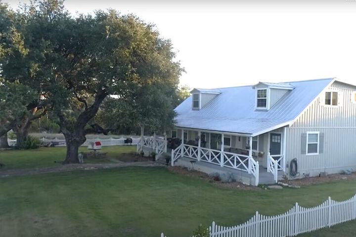The Alexander at Creek Road