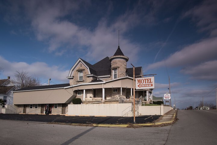 Rosemount Motel