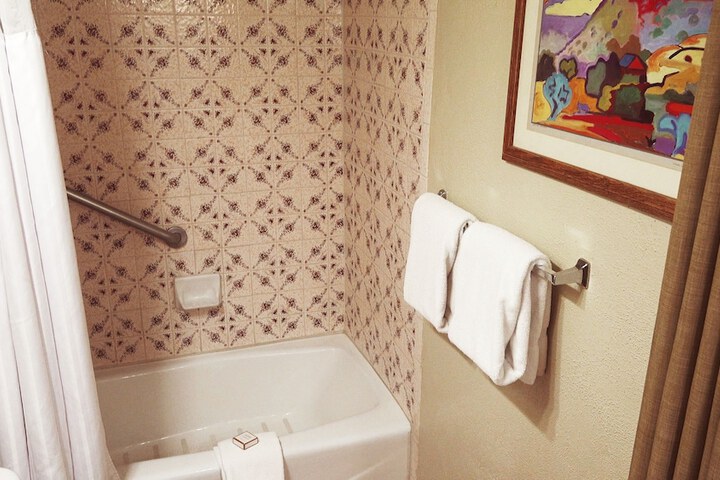 Sagebrush Inn & Suites
