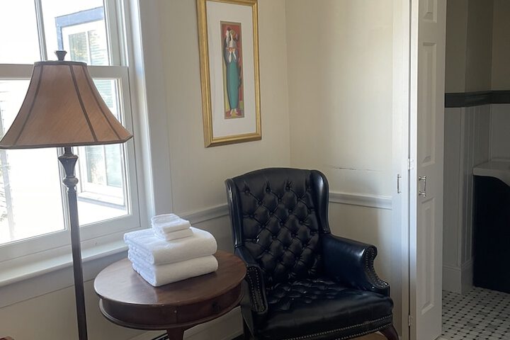 Room 41 of 99