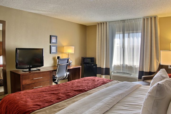 Room 16 of 32