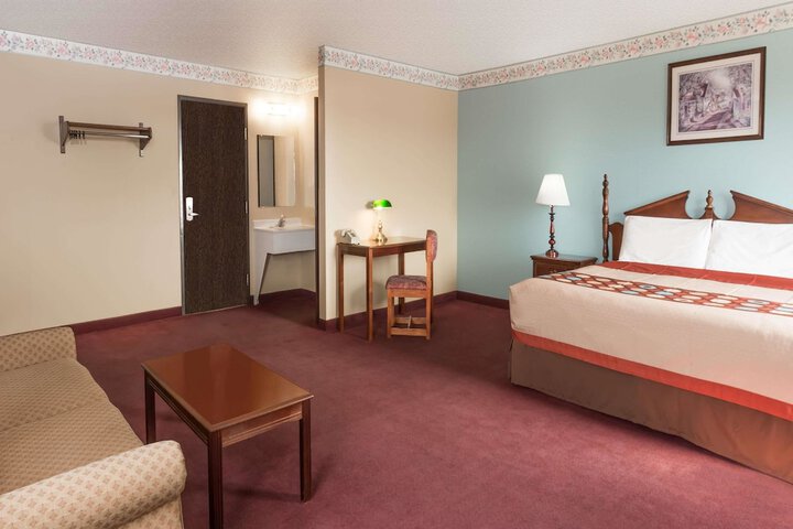 Room 7 of 20