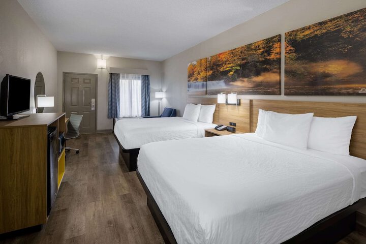 Days Inn by Wyndham Jackson