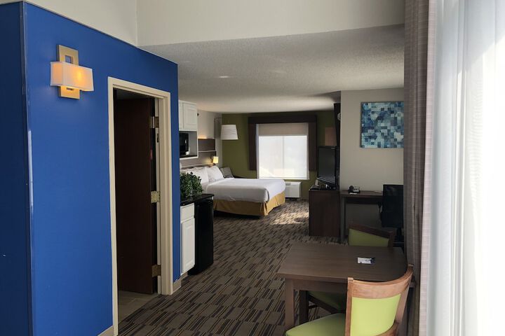 Room 29 of 48