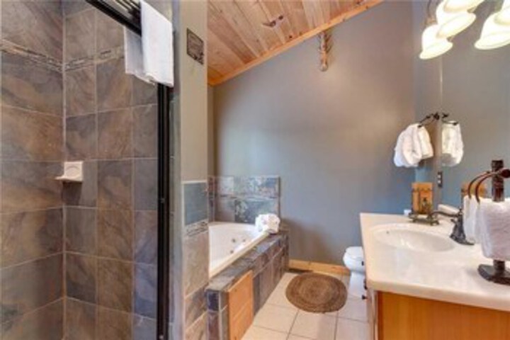 Stonebrook Lodge