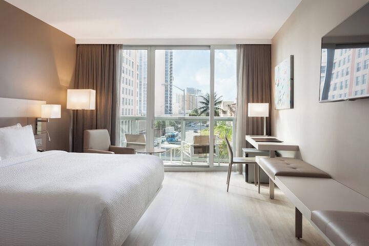AC Hotel by Marriott Miami Beach