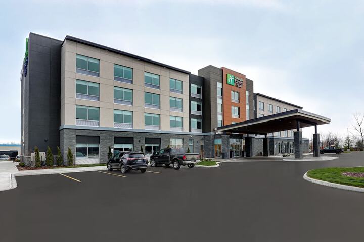 Holiday Inn Express & Suites Collingwood by IHG