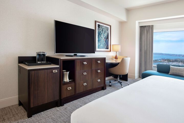 Hilton San Diego Bayfront