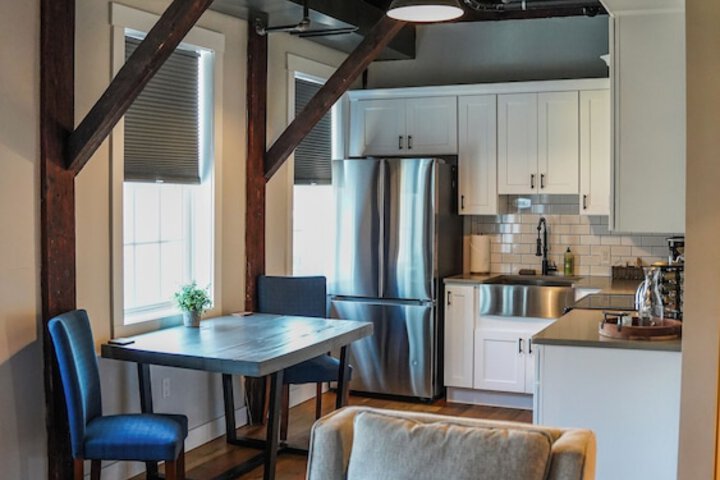 Old Mill Inn