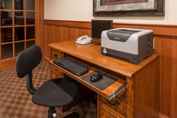 Business Center 16 of 16