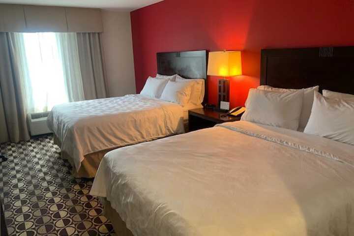 Room 35 of 44