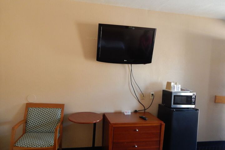 Room 20 of 34