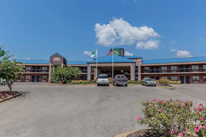 Quality Inn Calera I-65 exit 231