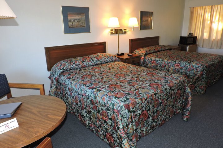 Room 12 of 22