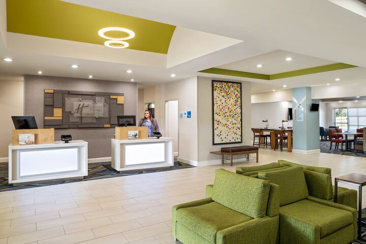 Hotel 4 of 56