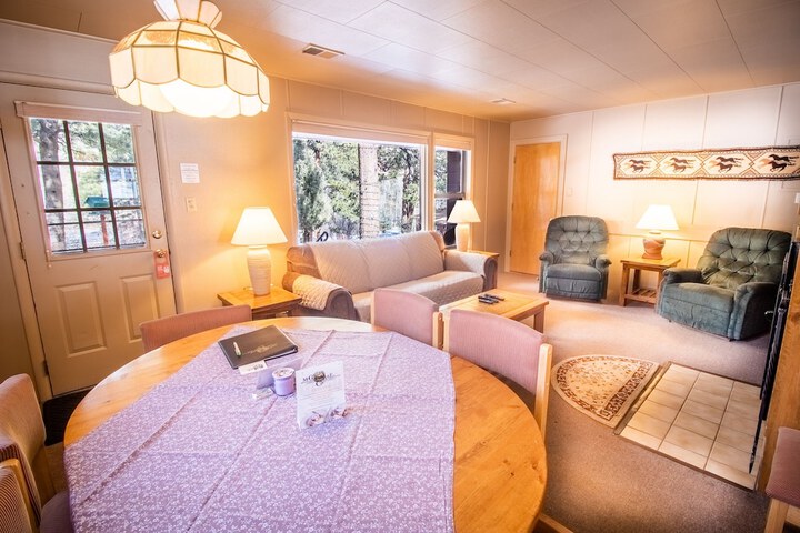 Room 112 of 261