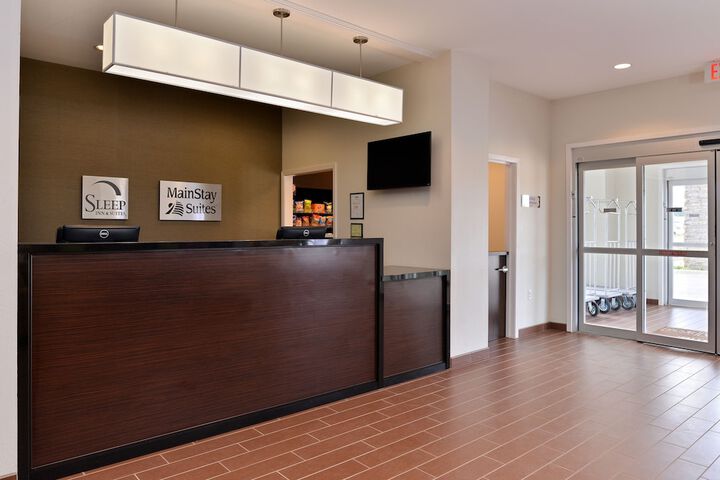 Sleep Inn & Suites Meridian - Bonita Lakes