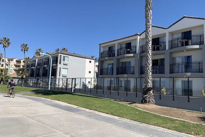 Hotel 3 of 52