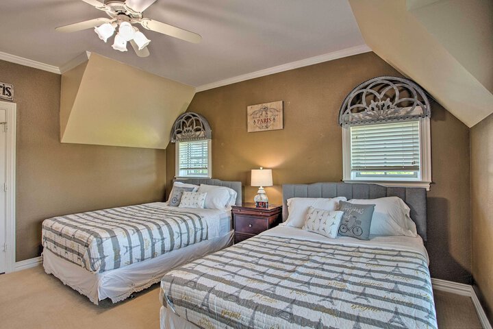 Families Welcome! Lavish Celina Home w / Game Room