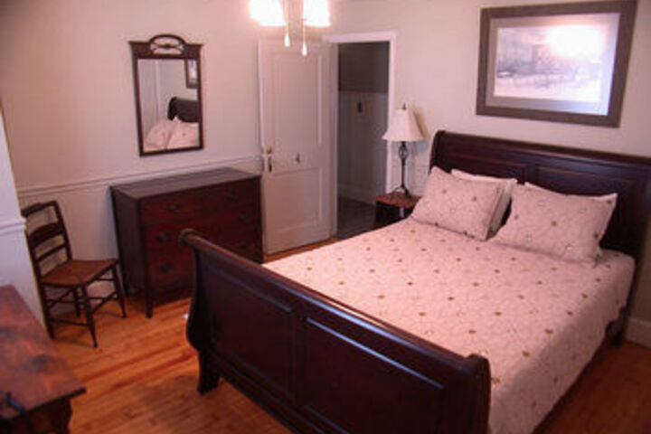 Mountaintop Lodge at Lake Naomi