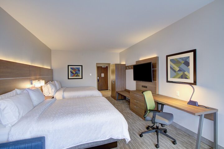 Room 19 of 34