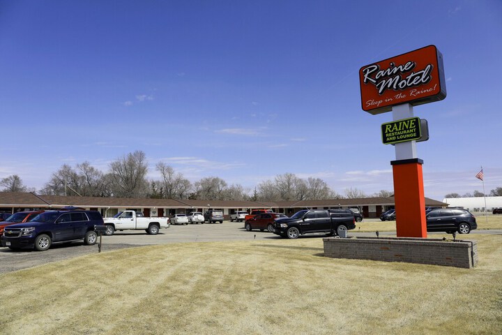 Raine Motel
