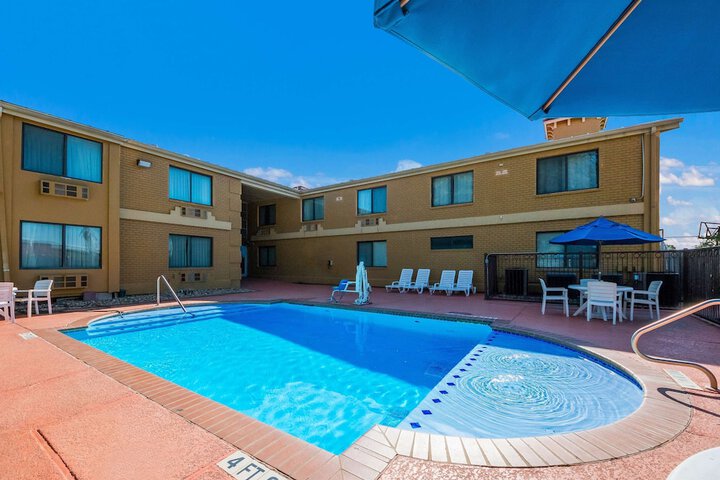 Pool 5 of 39