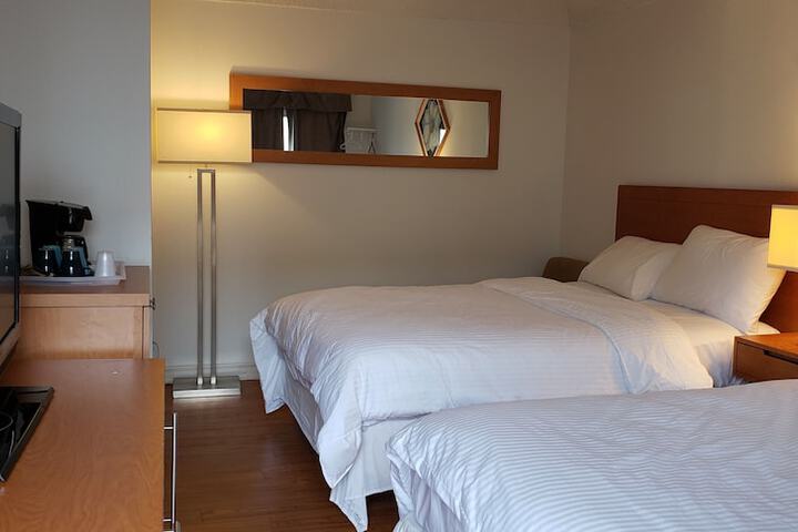 Room 51 of 63