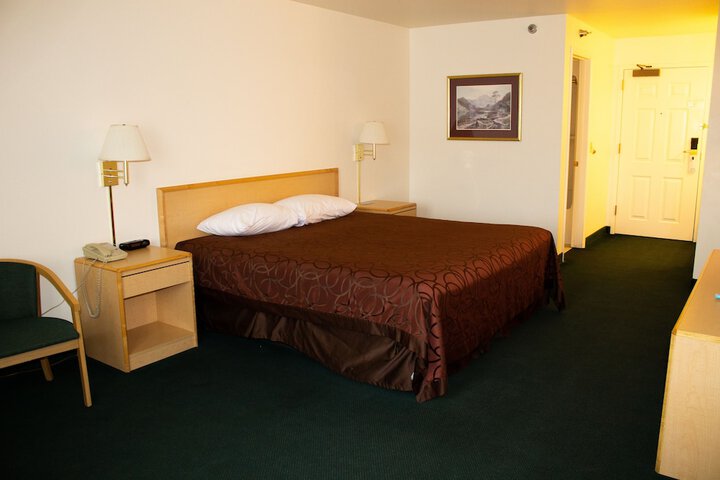 Room 47 of 73