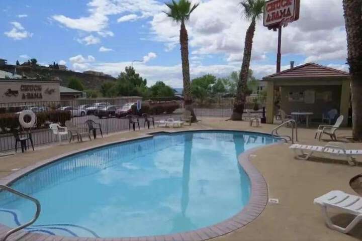 Pool 14 of 34