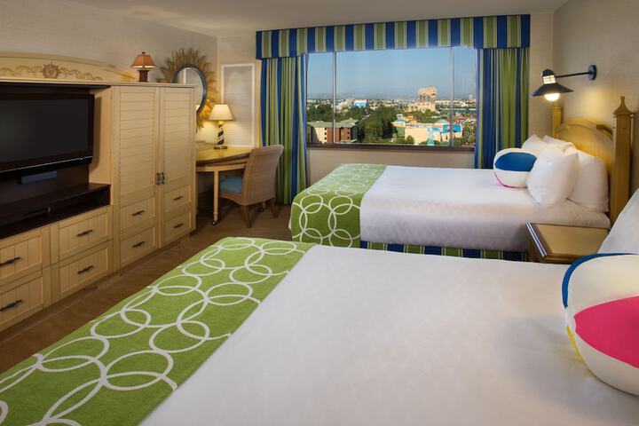 Room 14 of 23