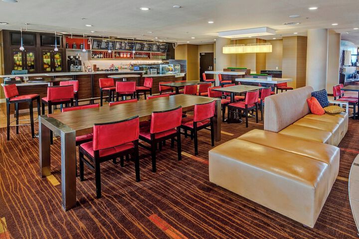 Courtyard by Marriott Midland
