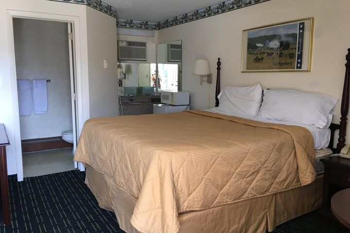 Room 14 of 53