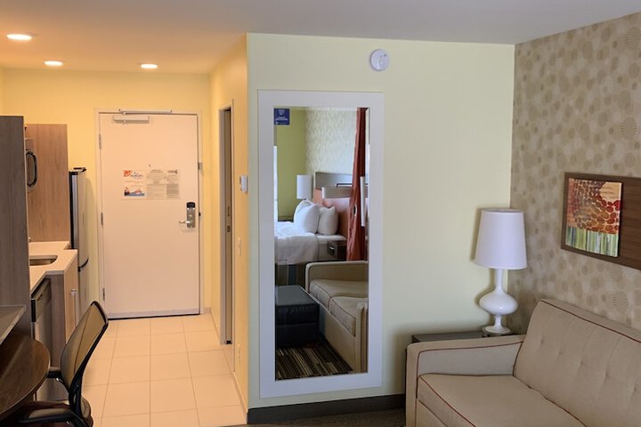 Room 35 of 43