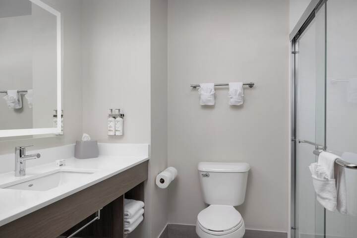 Holiday Inn Express & Suites Superior by IHG